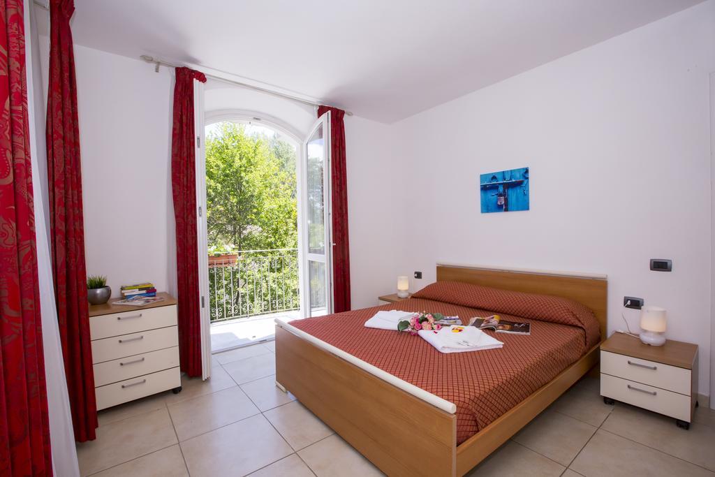 Residence Casa Bianca Marina di Massa Kültér fotó